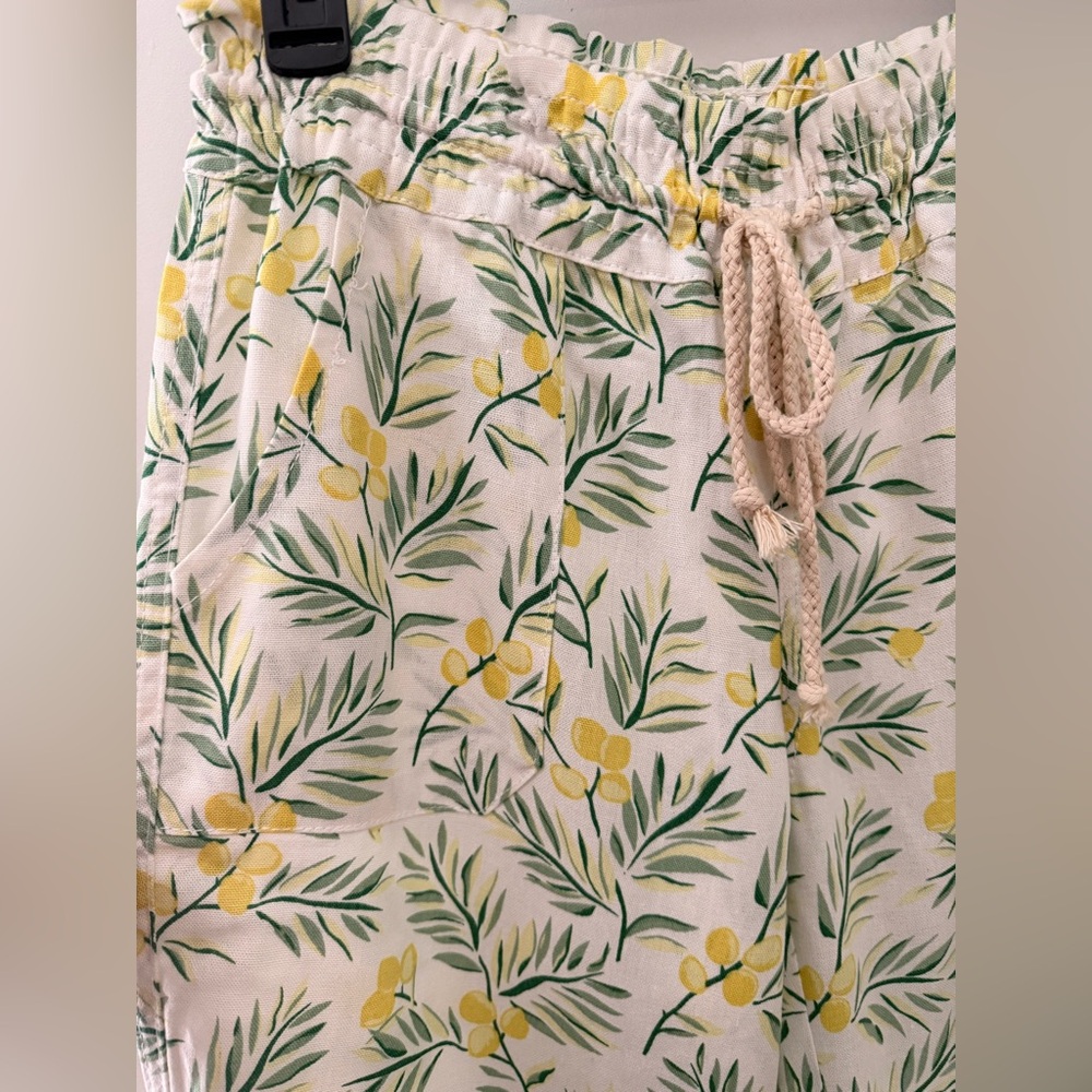 Floral Elastic-Waist Straight Leg Pants in Cream and Yellow - Picture 3 of 7